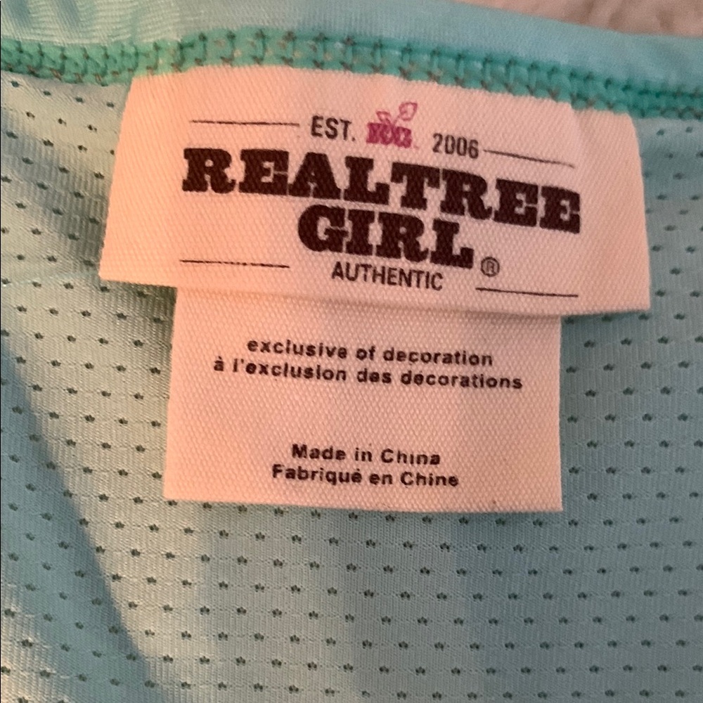Realtree Girl Aqua Tank Top - Picture 2 of 14